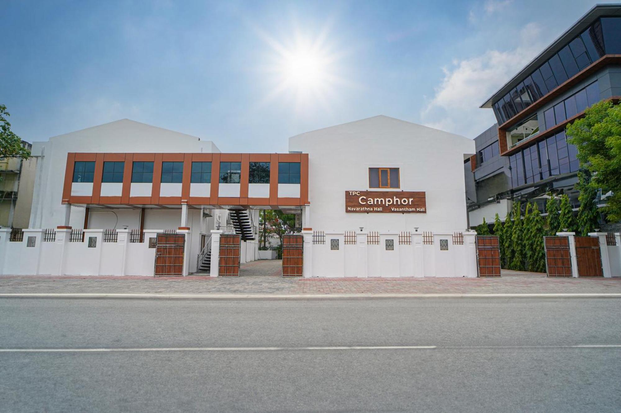 Hotel Tpc Camphor Tiruchirappalli Exterior foto