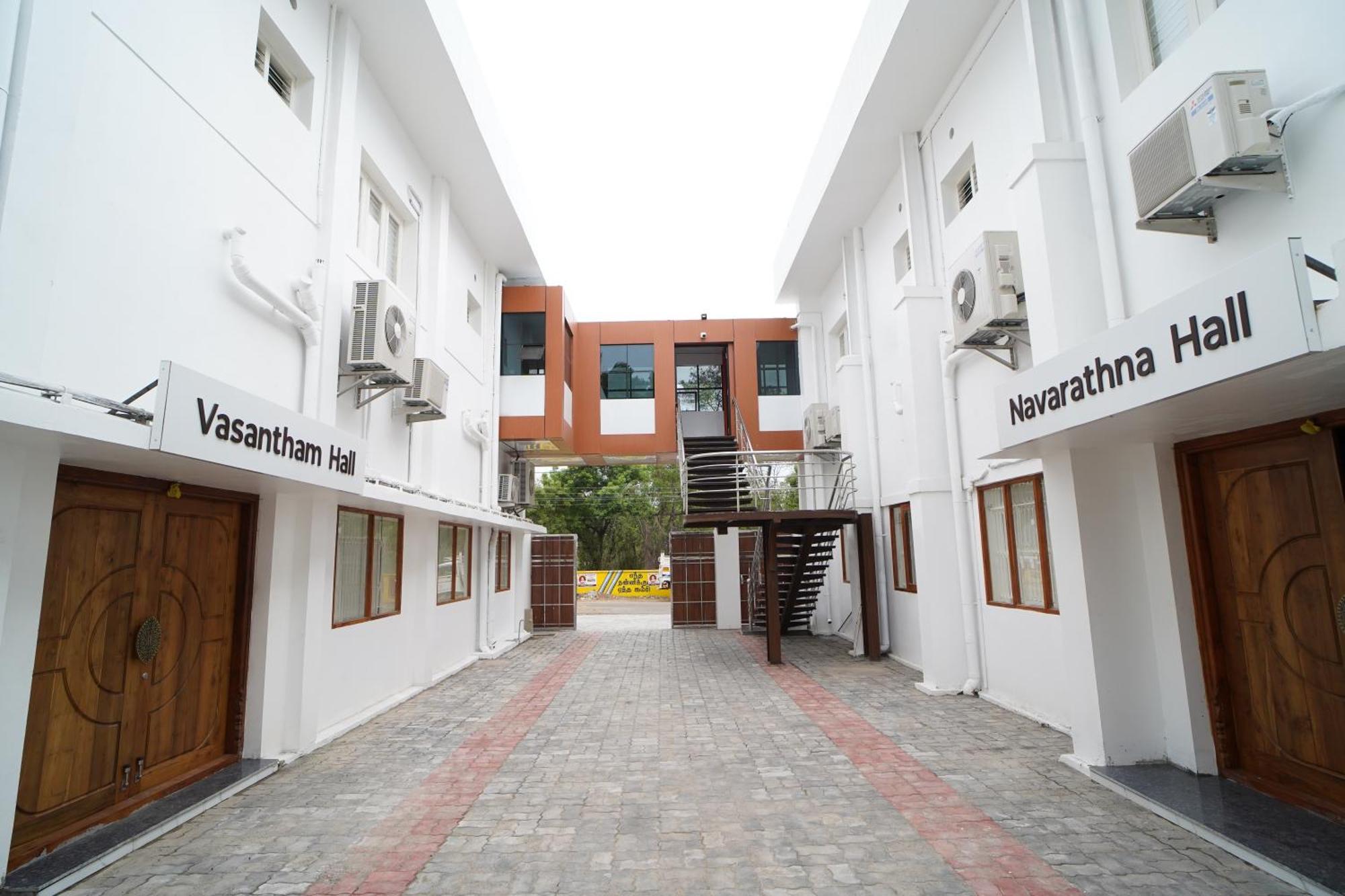 Hotel Tpc Camphor Tiruchirappalli Exterior foto